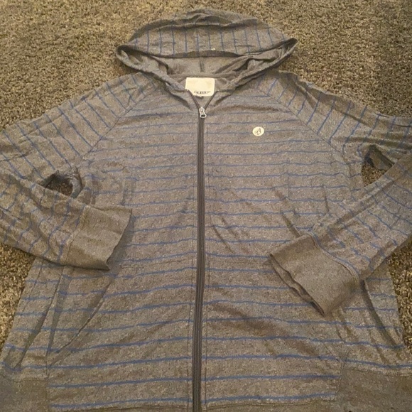 Volcom zip up hoodie - Picture 1 of 6